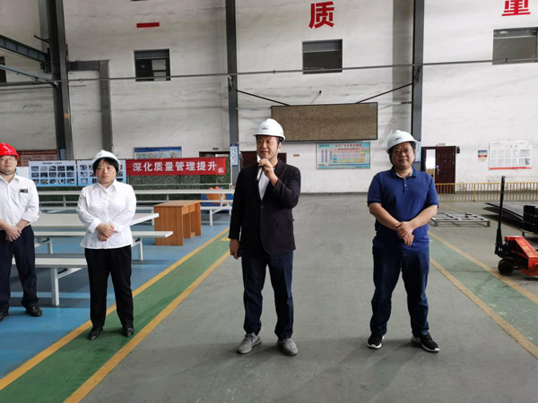湖南航天副总经理，旋乐吧spin8环保党总支书记、董事长宋卫武一行慰问了国庆假期仍坚守在工作岗位和持续奋战在一线的工作人员
