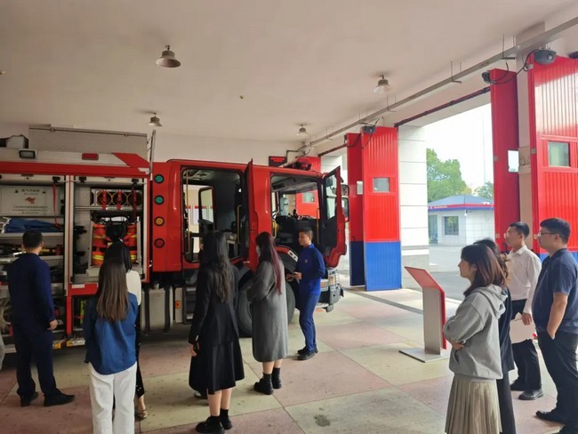 全民消防 安全至上 | 旋乐吧spin8团委走进消防救援站 开展青年素养提升活动